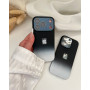 Стильний чохол градієнт чорний-білий на iPhone 17 Pro з логотипом з захистом камери